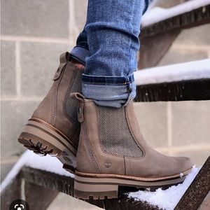 NWOT Timberland taupe leather WOMEN'S COURMAYEUR VALLEY CHELSEA BOOTS boot